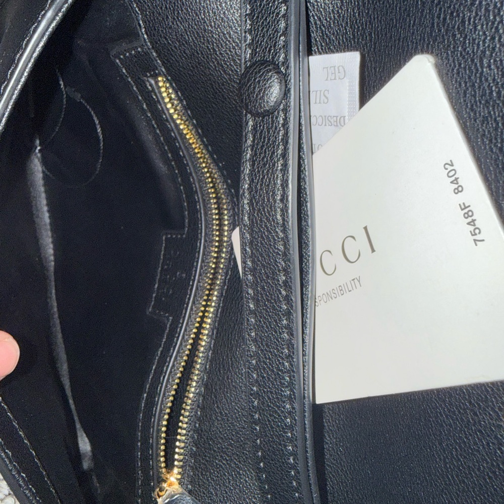 Gucci Black Shoulder Bag with Gold Accents - Picture 5 of 8